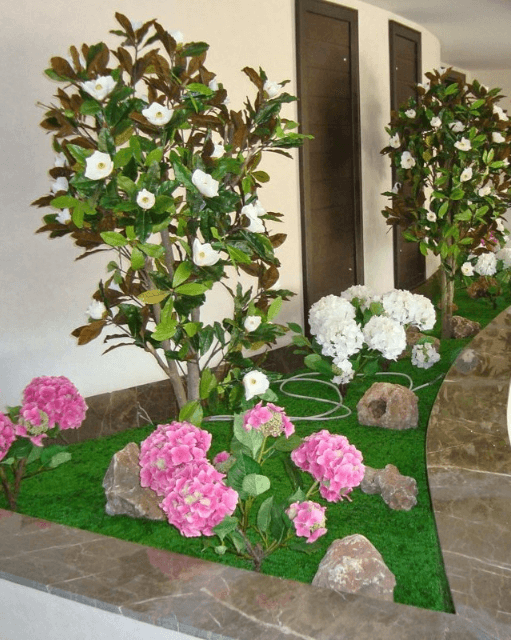 Oteller için Yapay Çiçek Dekorasyonu