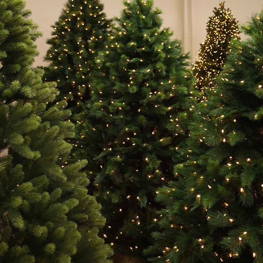 Yılbaşı Dekorasyon Ürünleri Işıklı Çam Ağaçları