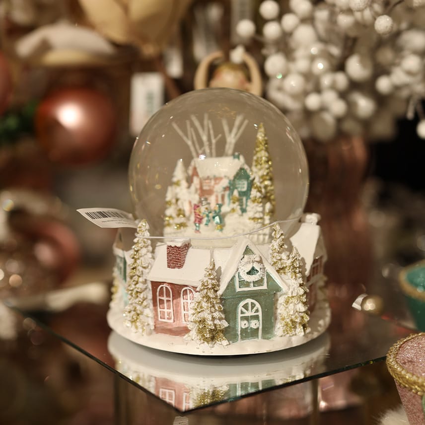 Yılbaşı Dekorasyon Ürünleri Kar Küreleri